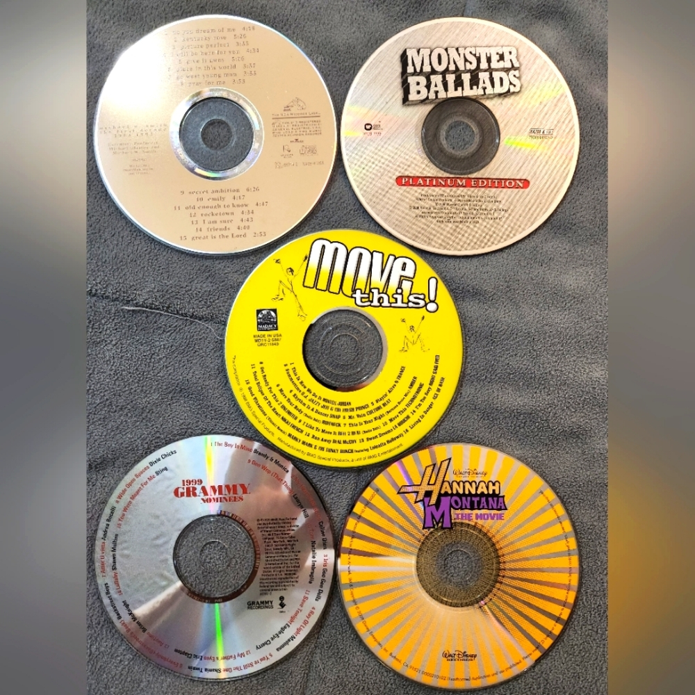 5 Compact Disc's